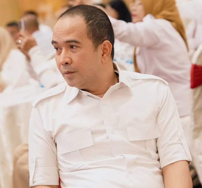 1004236614